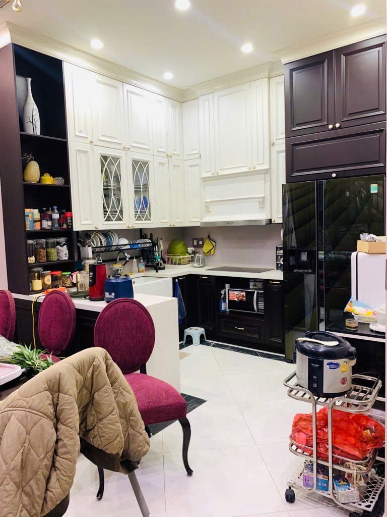 Tôi chính chủ cần bán gấp nhà riêng 45m 6 tầng ngõ 521 Trương Định. Gara Ô tô LH: 0336277055. Không tiếp MG